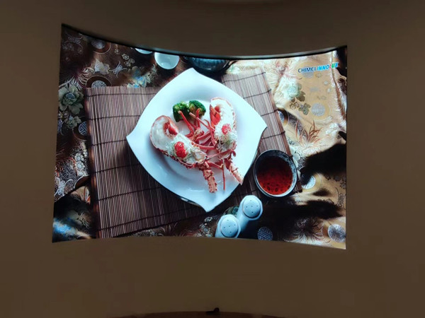 左贡室内P2.5弧形LED屏